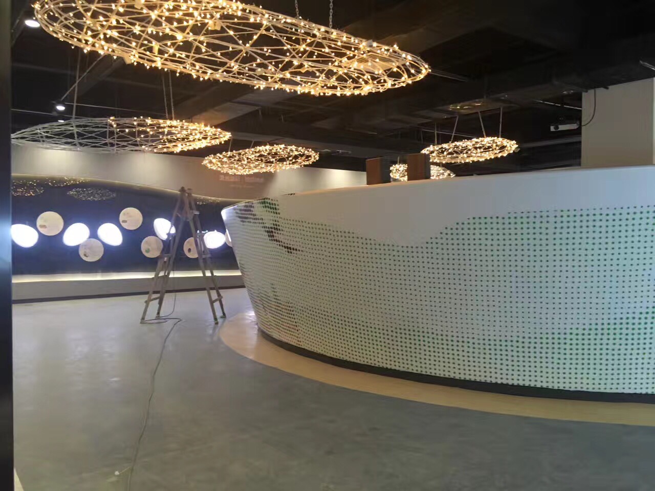 装饰工程水电木工焊工油漆泥工瓦工