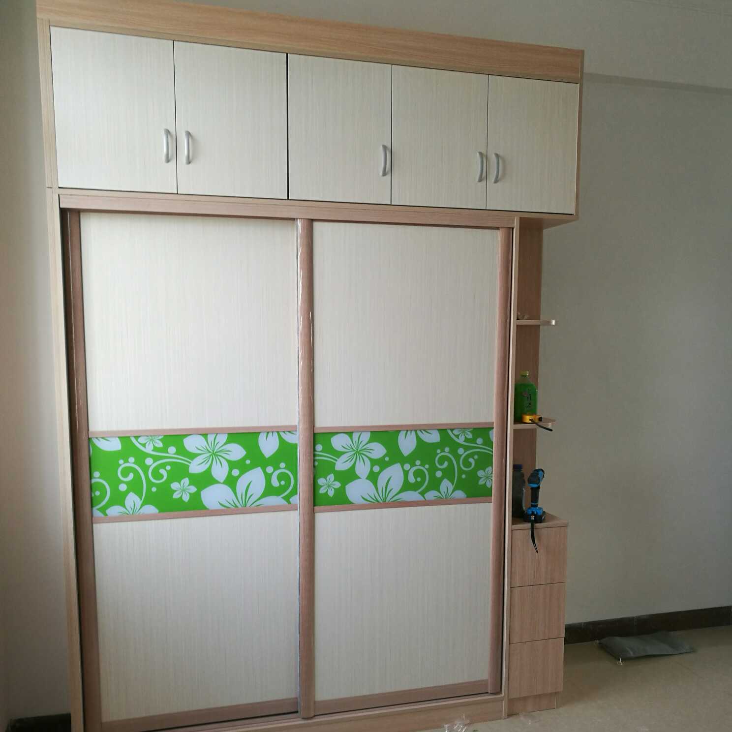 安装家具具