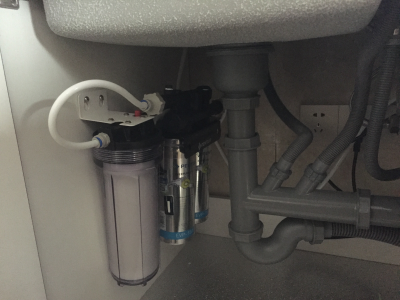 安装净水器