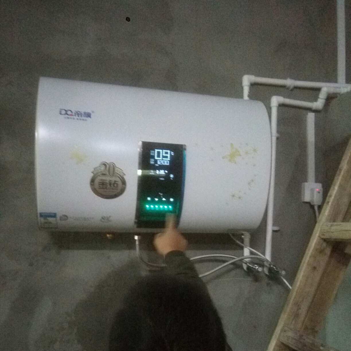 灯具结具灯具安装热水器安装结具安装
