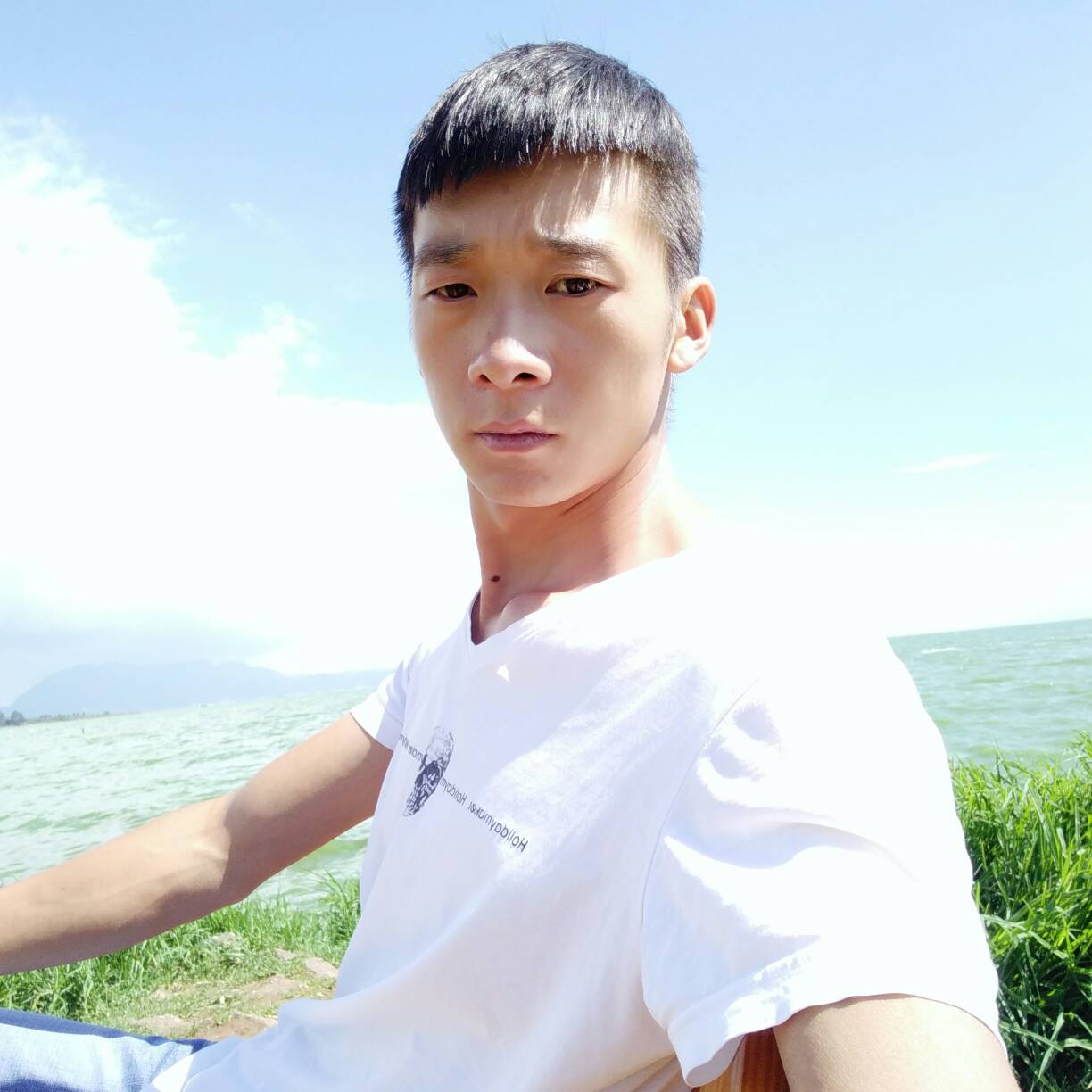 淋浴房浴室柜