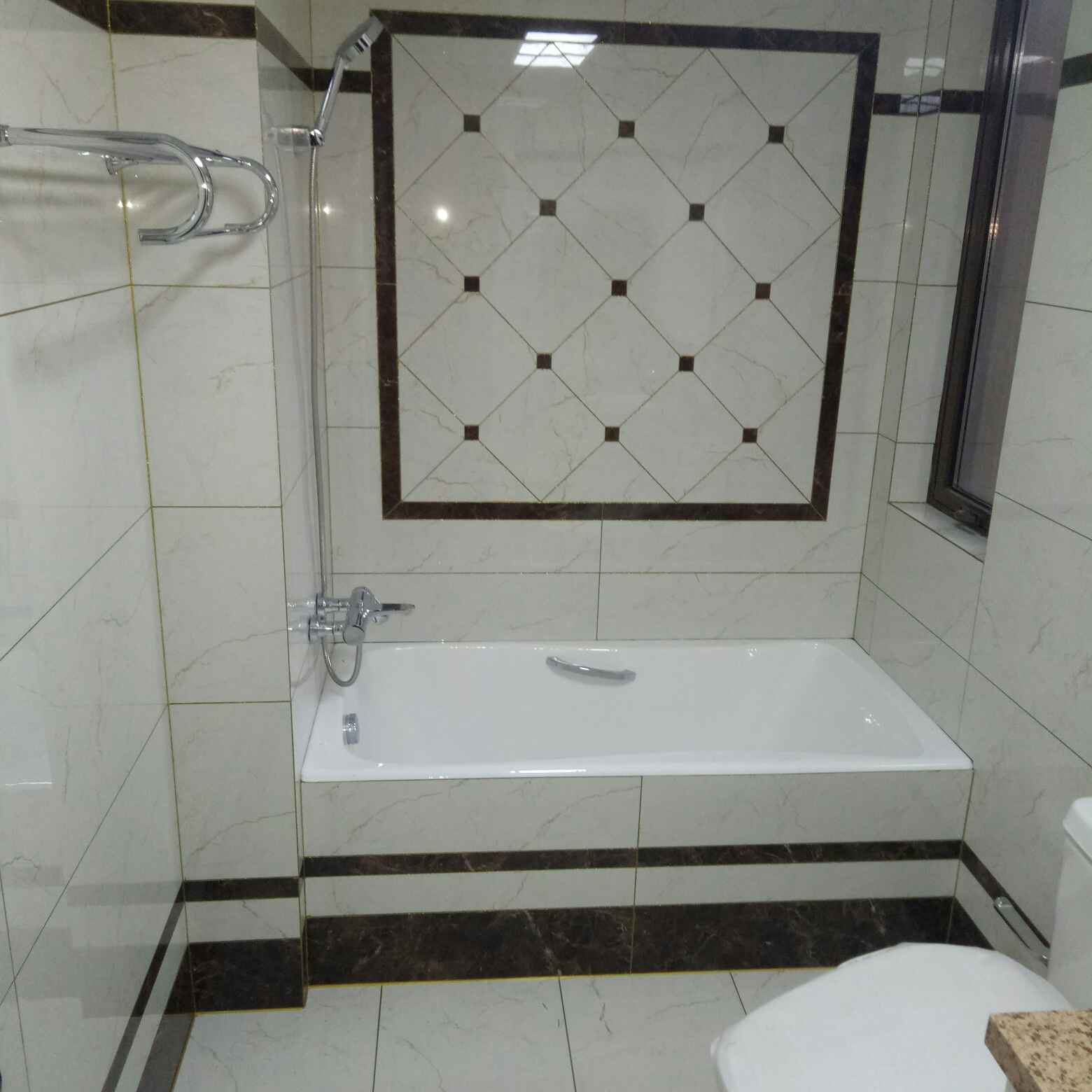 开始接单了，专业瓷砖美缝，打玻璃胶收边胶美容胶