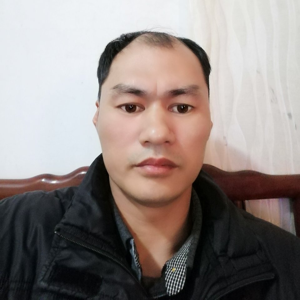 卫浴灯具安装