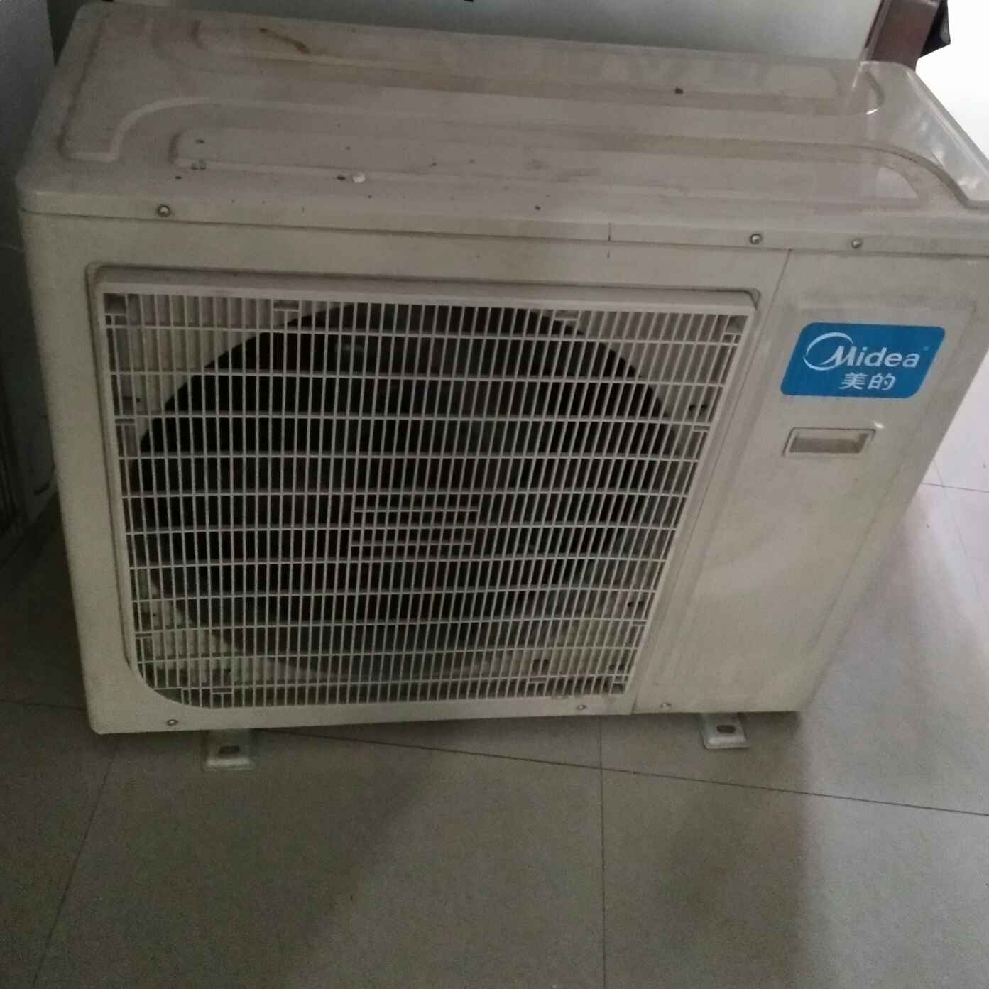 专业维修空调