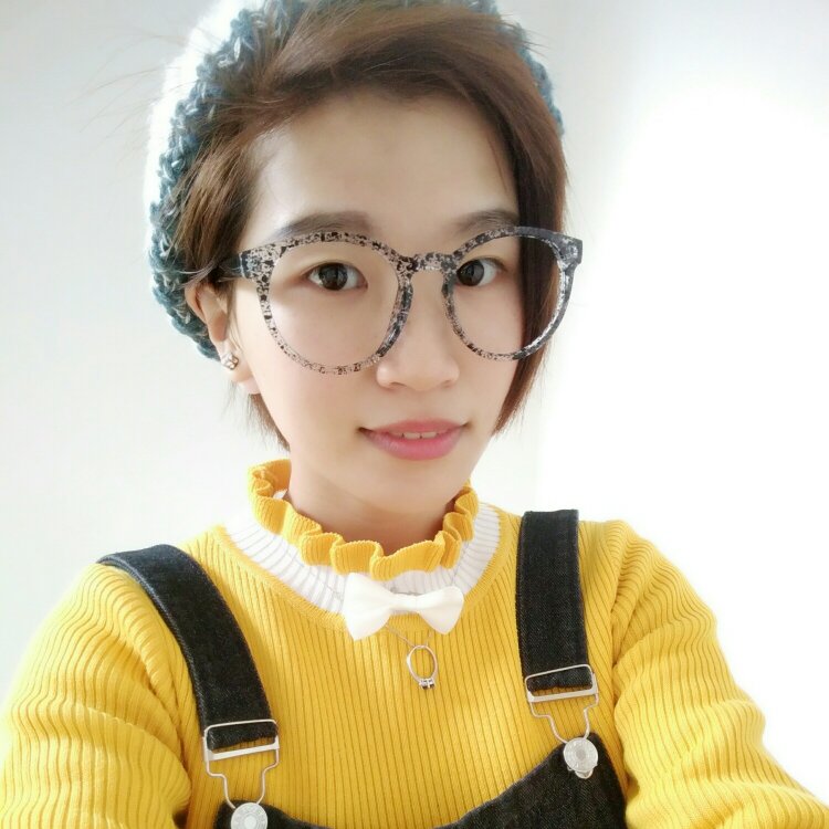 待嫁的朋友们，需要跟妆师的可以预约咯?