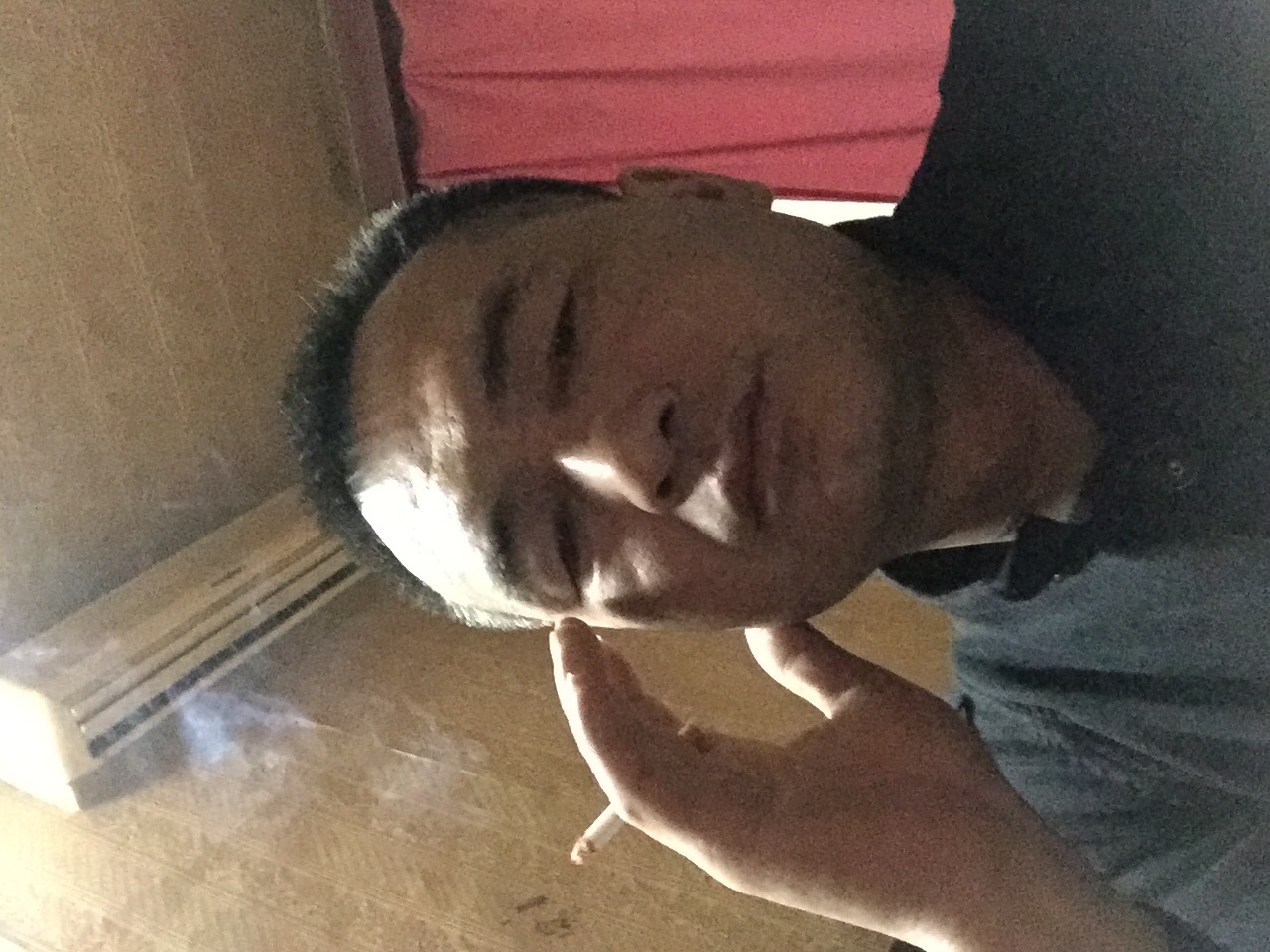 安装晾衣架晾衣架安装