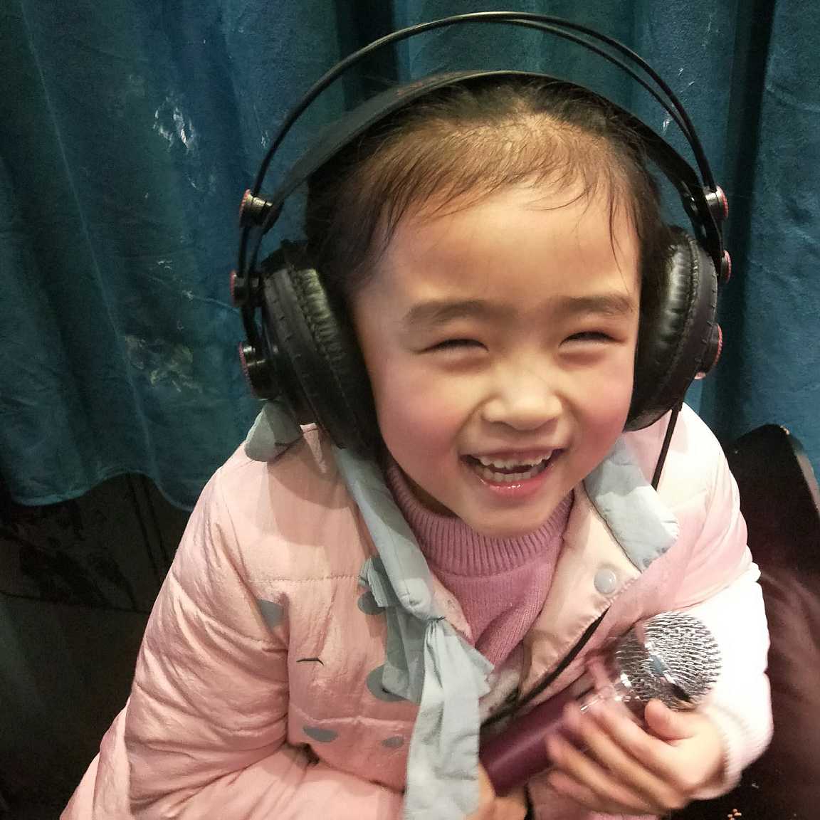 安装卫浴晾衣架