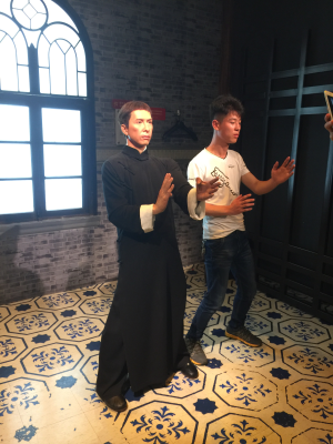 帮别人送东西