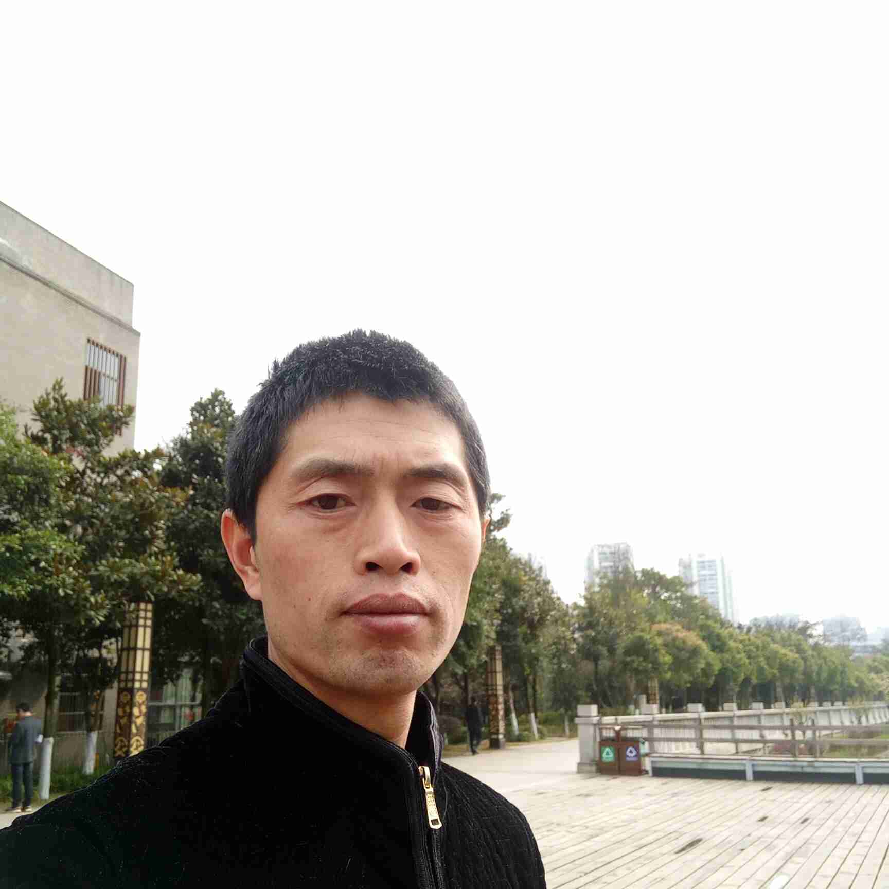 安装维修卫浴安装橱柜衣柜安装