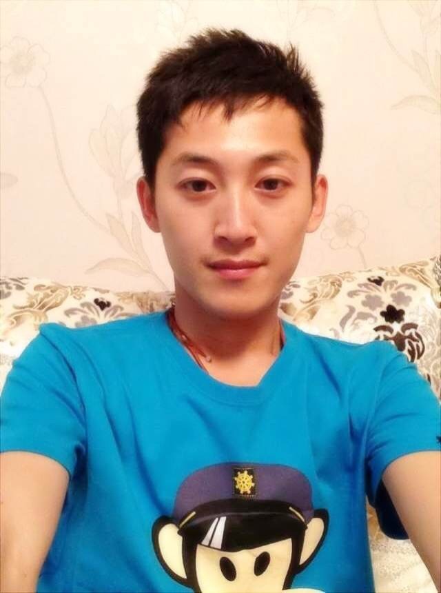 家具木门维修家具餐桌贴膜