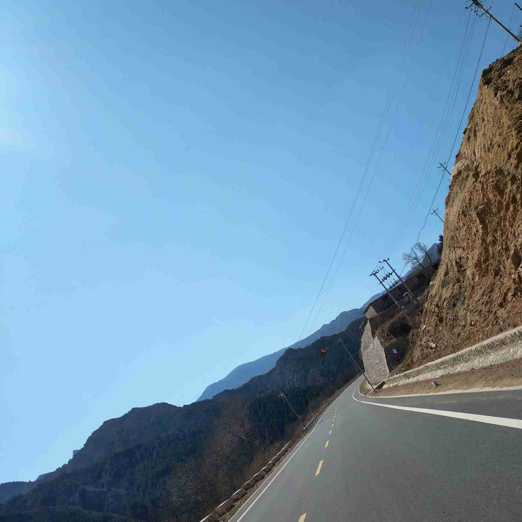 装修吊顶安装门
