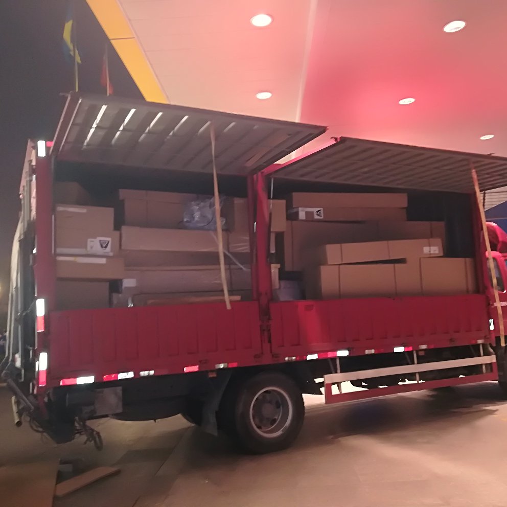 专业散工，装卸搬运，搬家，家具家电扛楼。各种小工下手