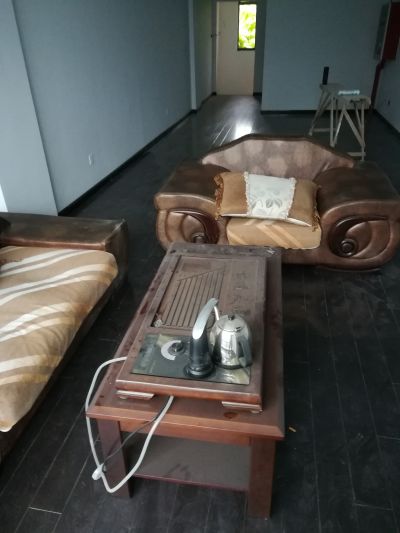 常州天宁鱼骨纹走一家，有需要安装强化，多成实木的联系我，13222501441