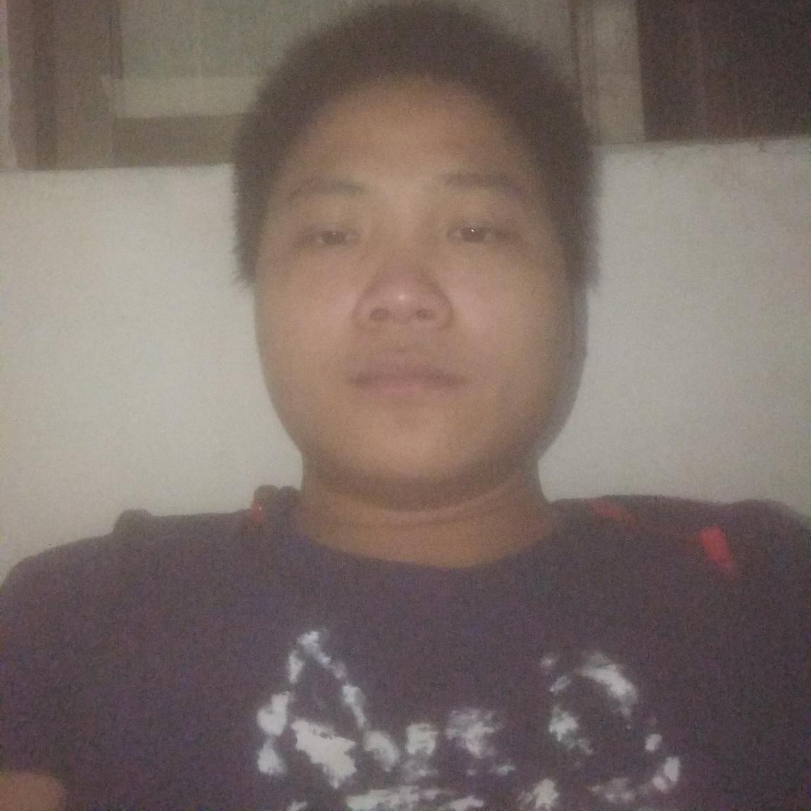 油漆腻子