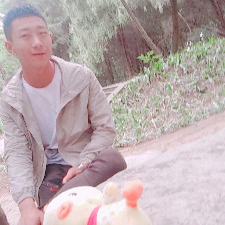 泥工贴砖