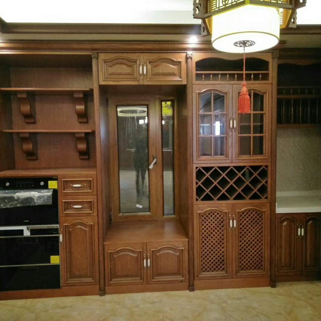 烤漆门板娘需要维修