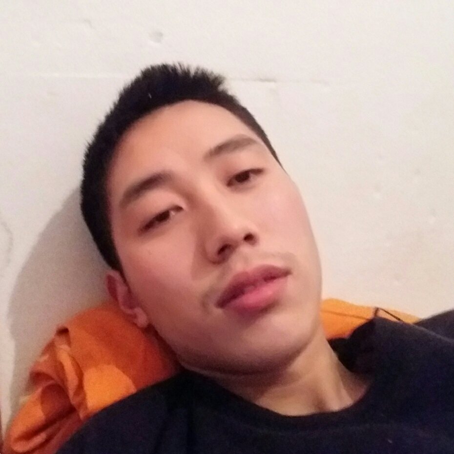 贴壁纸刮腻子贴壁纸