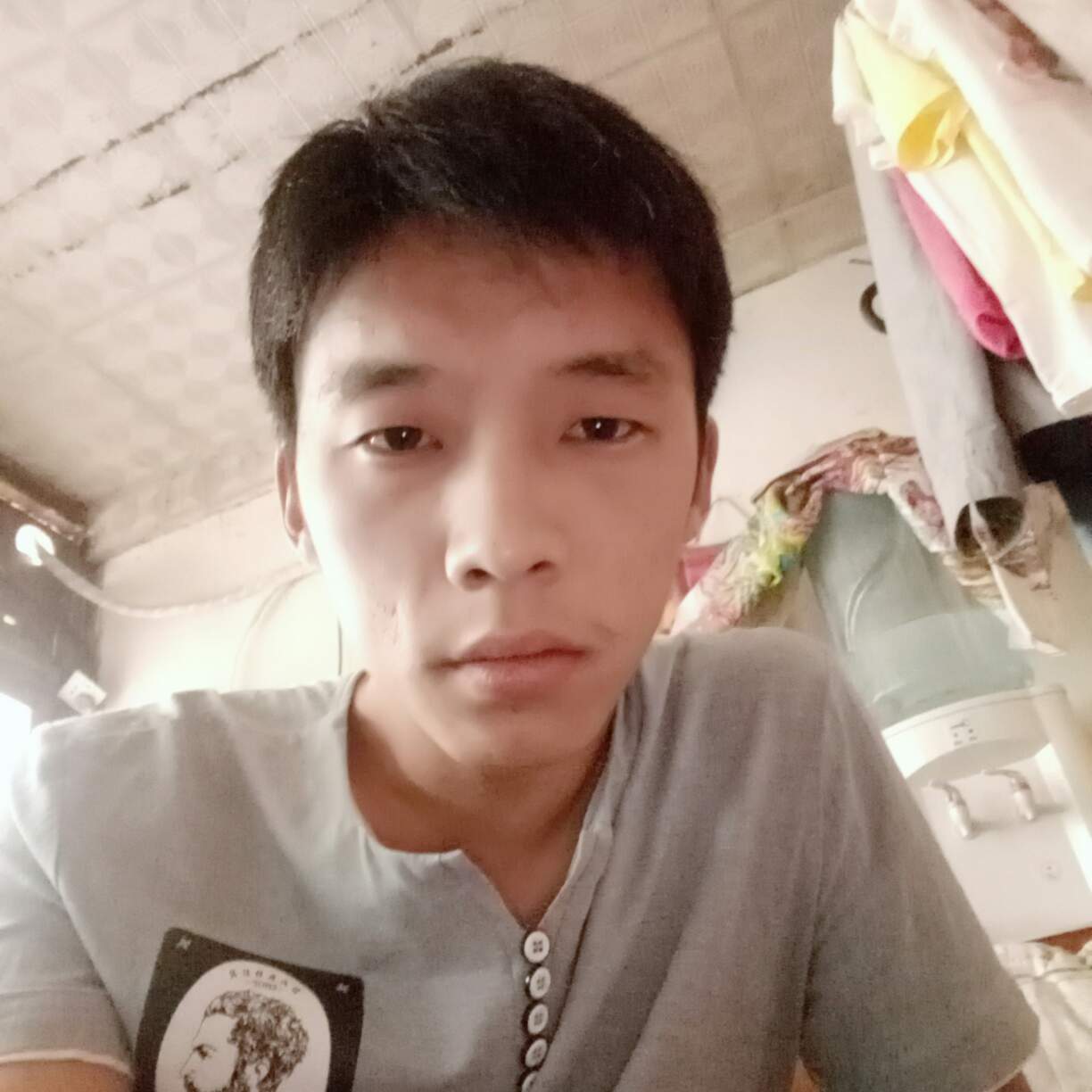 腻子涂料壁纸腻子涂料壁纸