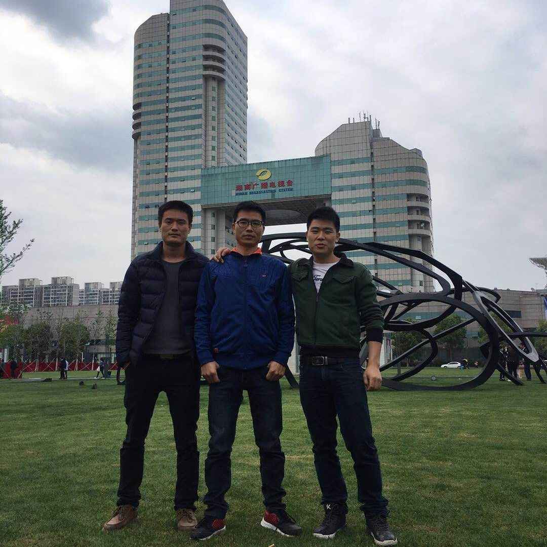 广告灯饰安装运输家具安装高空作业