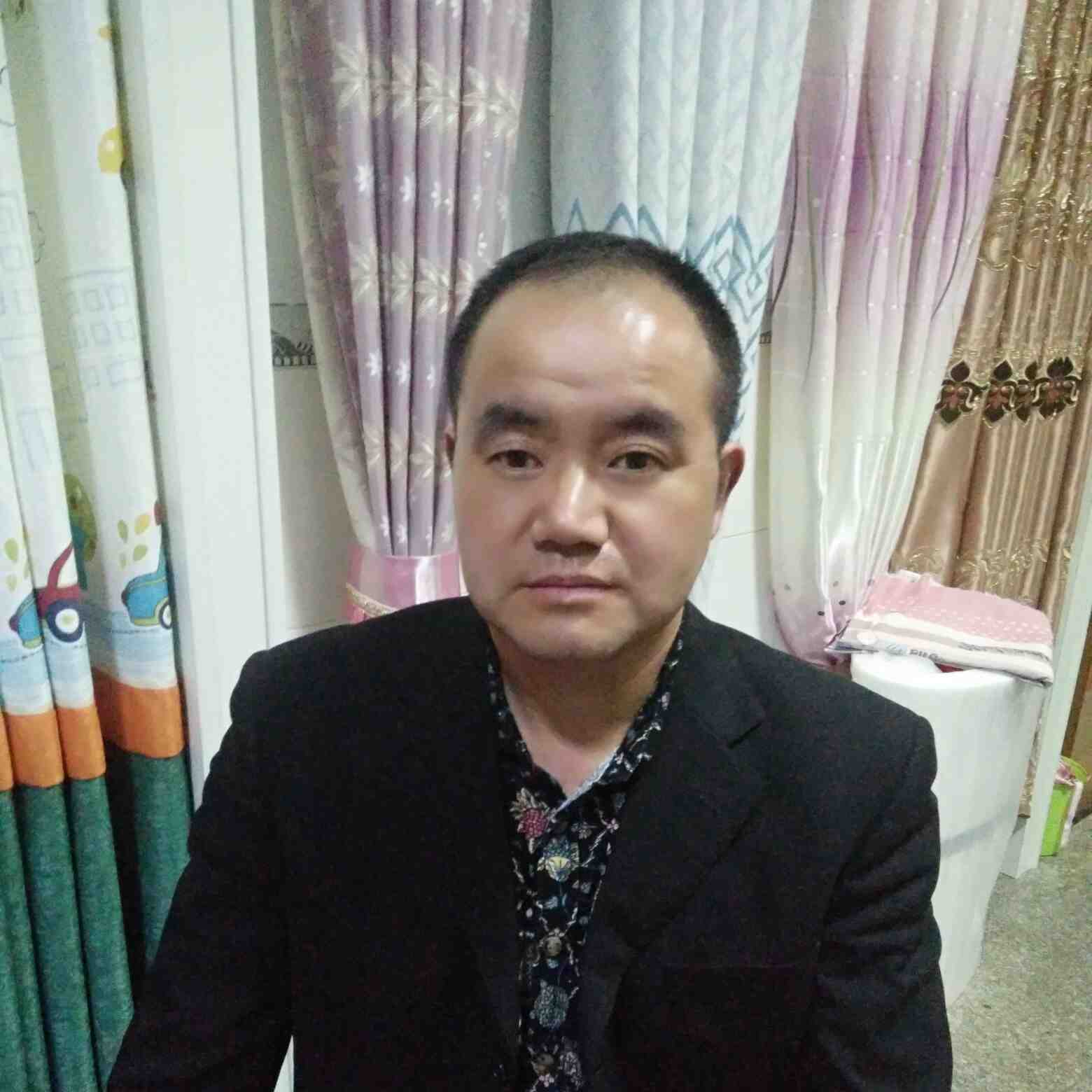 安装窗帘晾衣架安安装