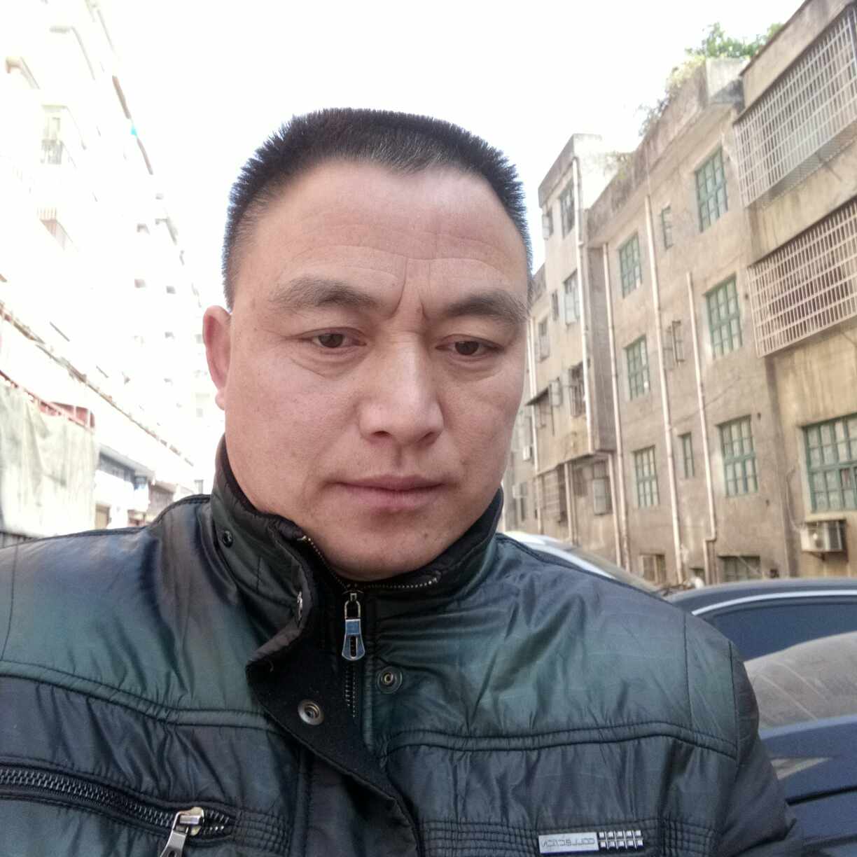灯具安装安装各类灯具各类灯饰安装各类灯饰安装