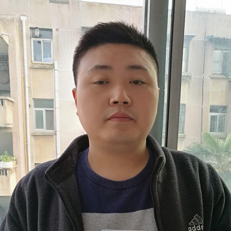 专业安装灯具