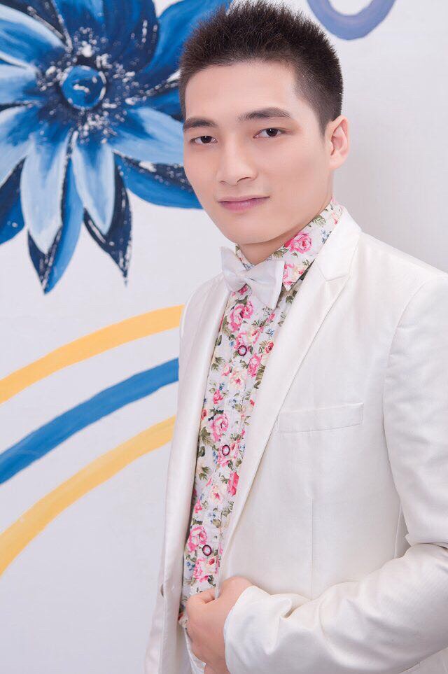 因为只做各类家具安装，所以专业