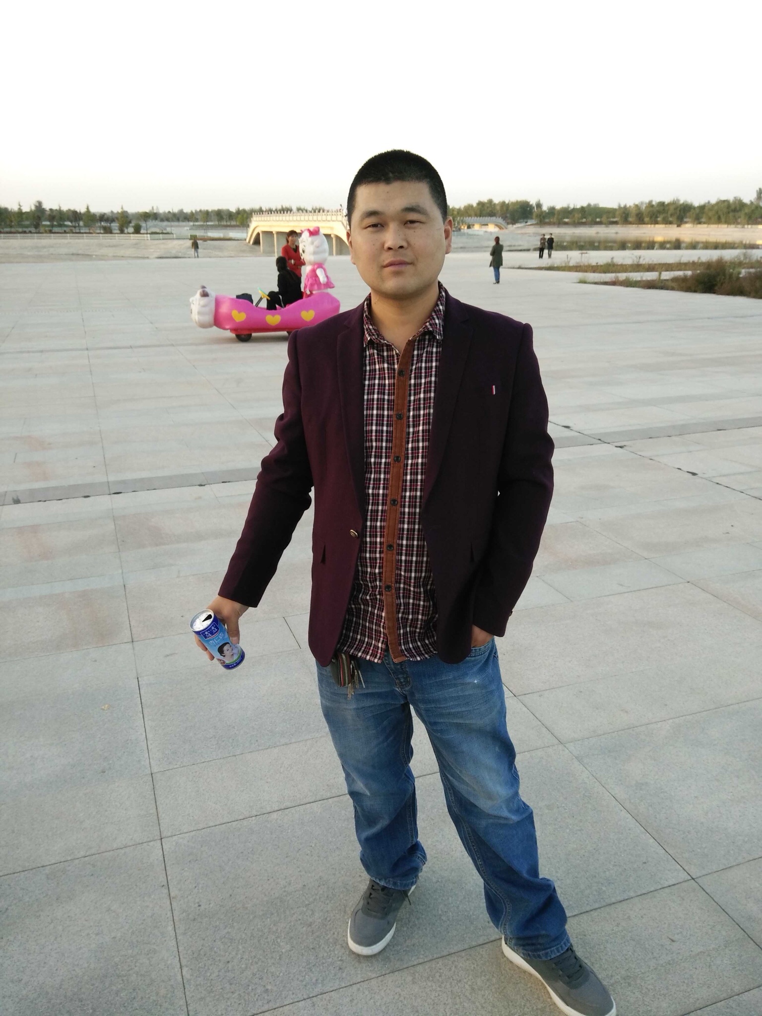 洁具卫浴水钻开孔油烟机安装