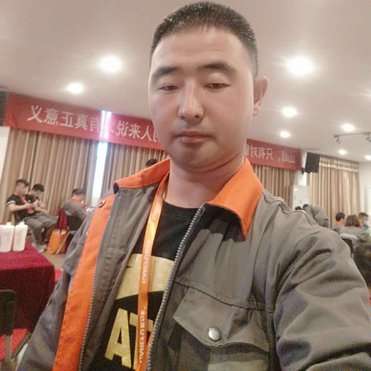 壁纸壁施工