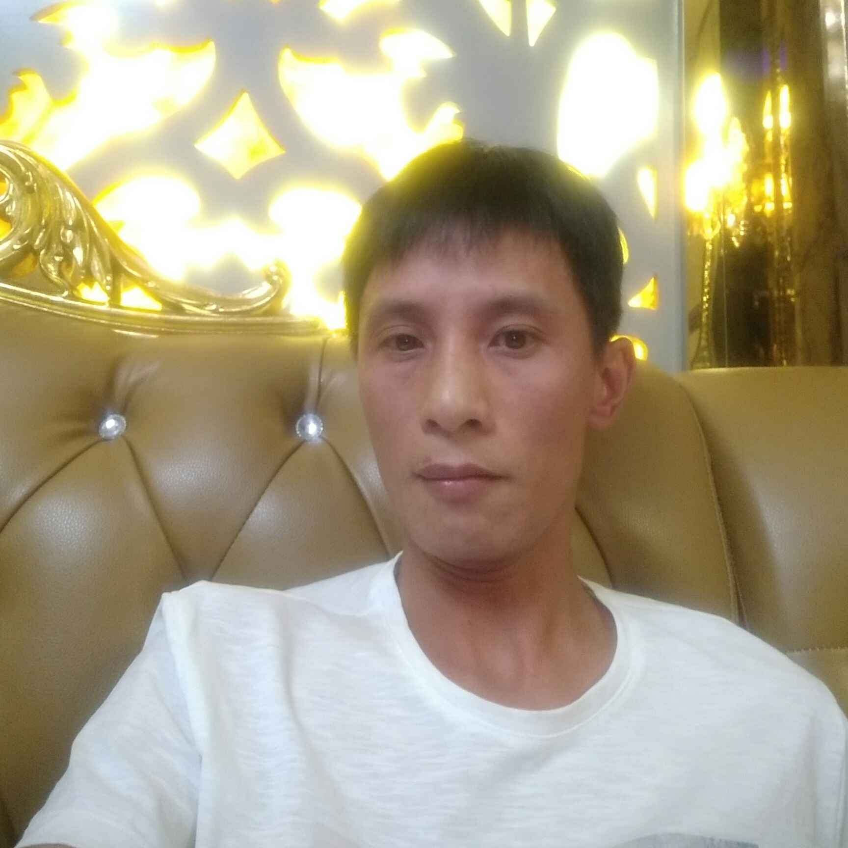 卫浴灯具安装卫浴灯具安装