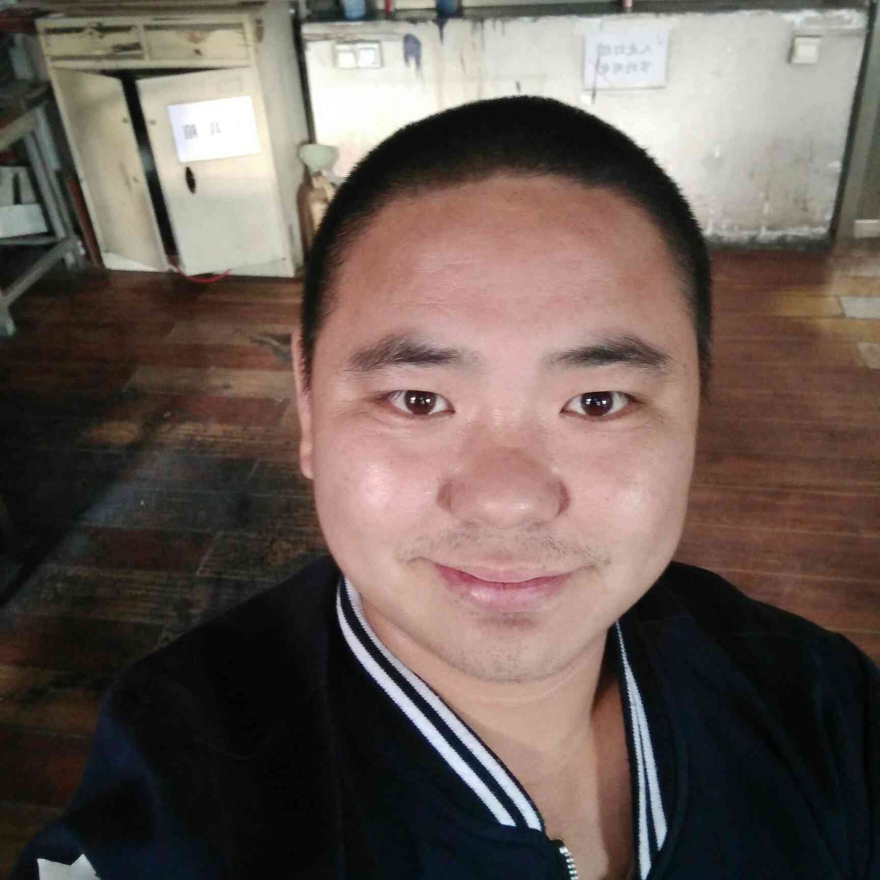 安装地板维修