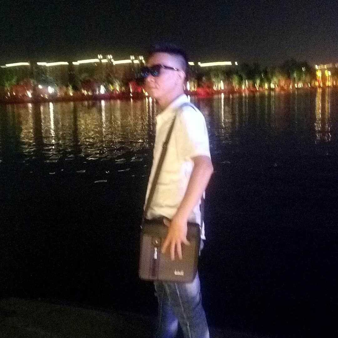 安装监控设备