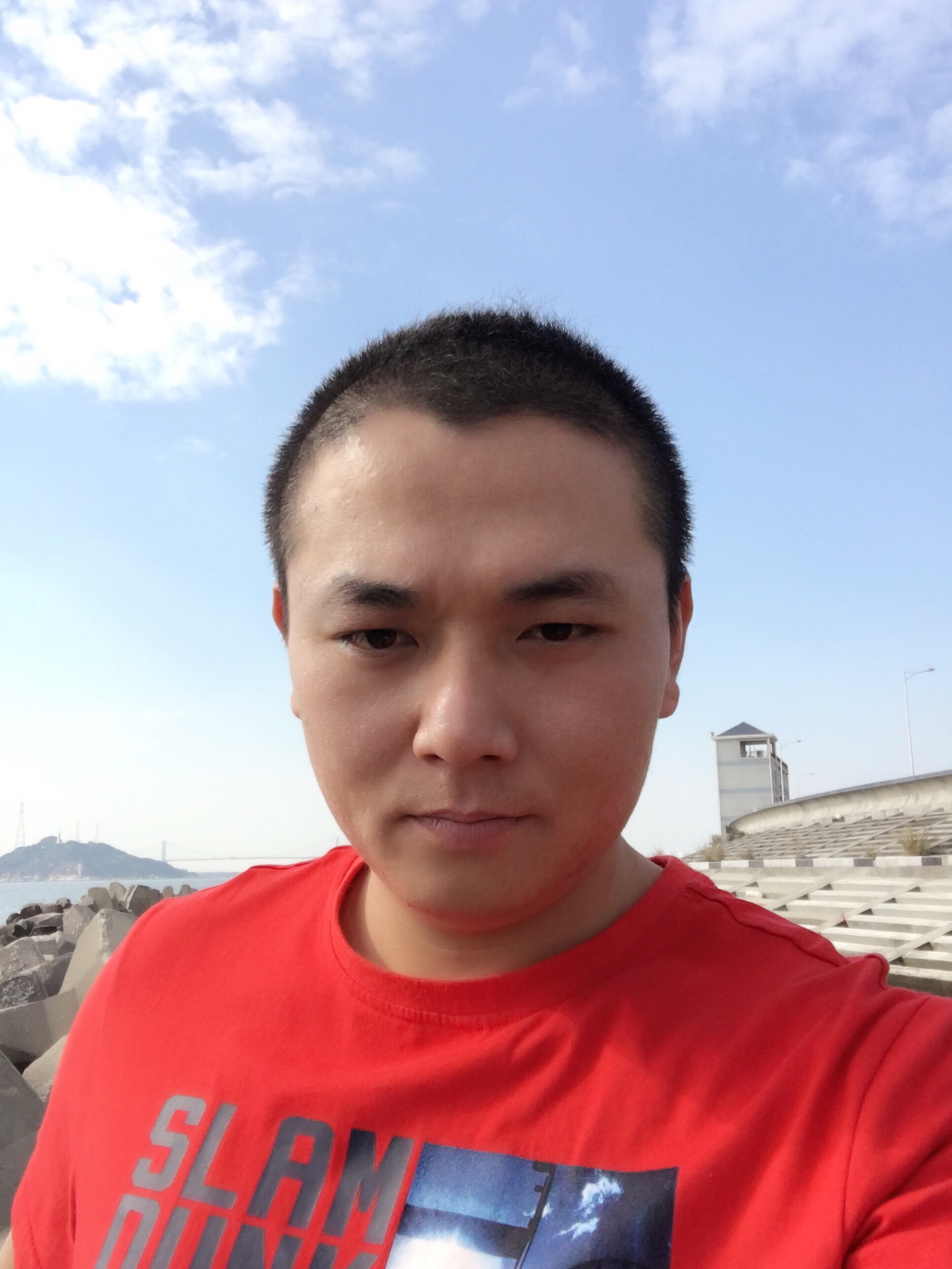 铺设各种地板