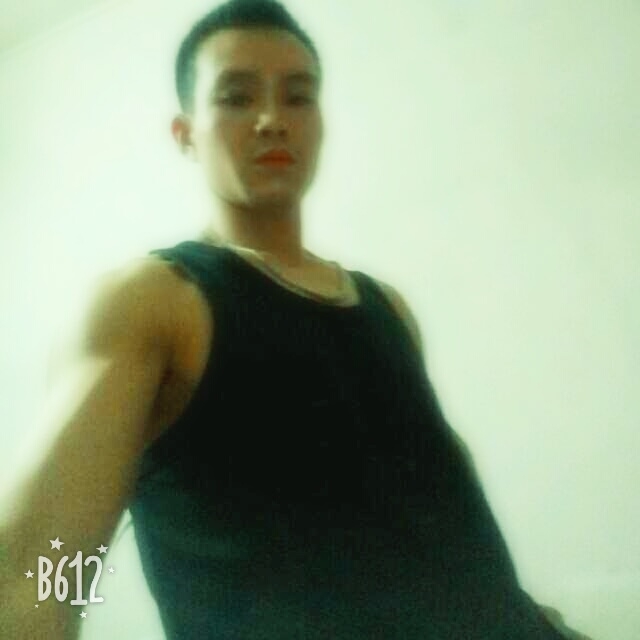 泥水施工砌墙抹灰贴瓷