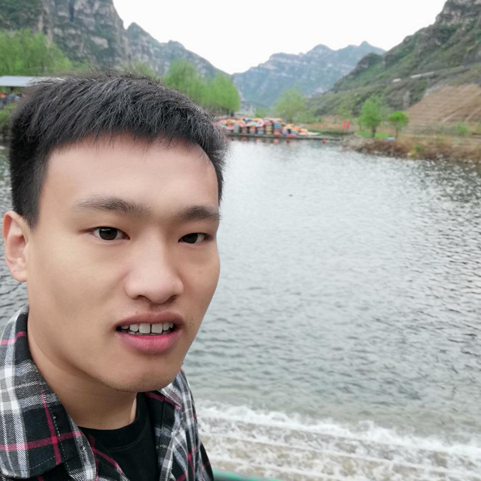 空调过滤网需要清洗，有冷凝水的地方包一下