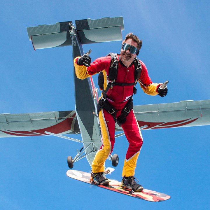 万能赵师傅家电维修清洗家具配按维送货到家