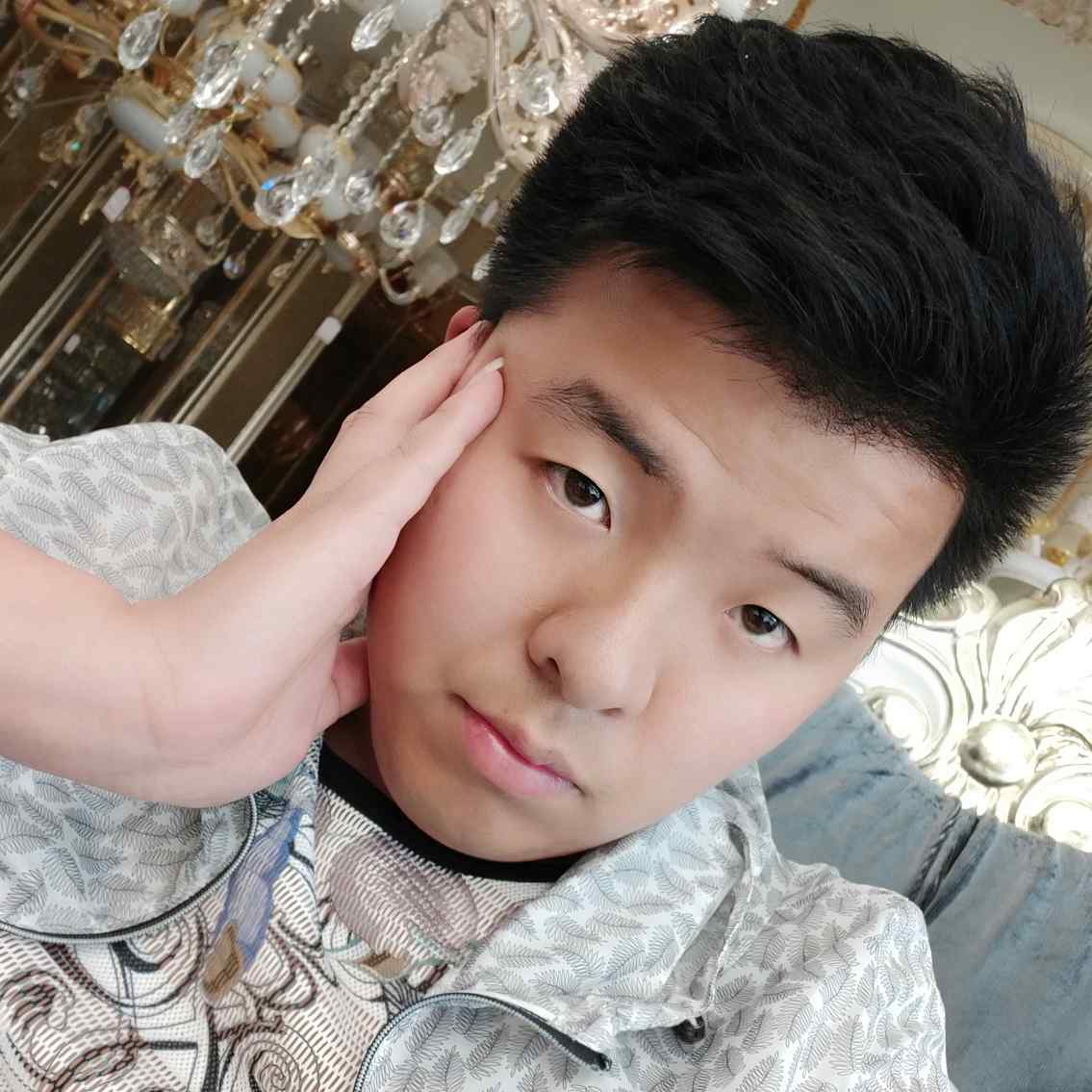 灯具安装联系电话13765899668