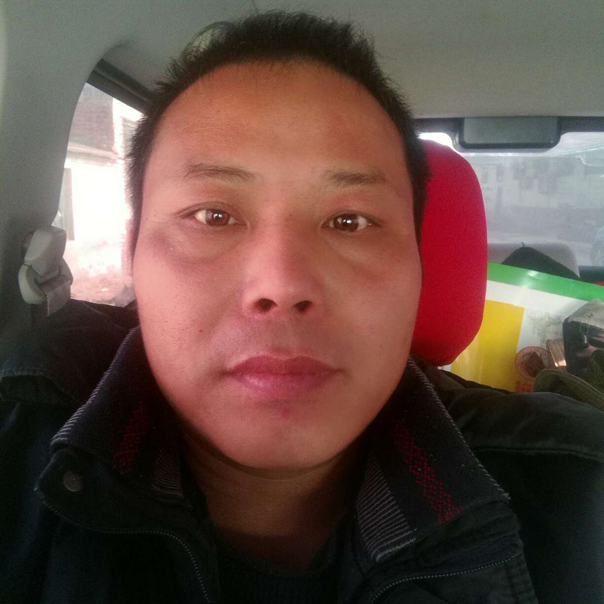 吊顶刮瓷瓷砖