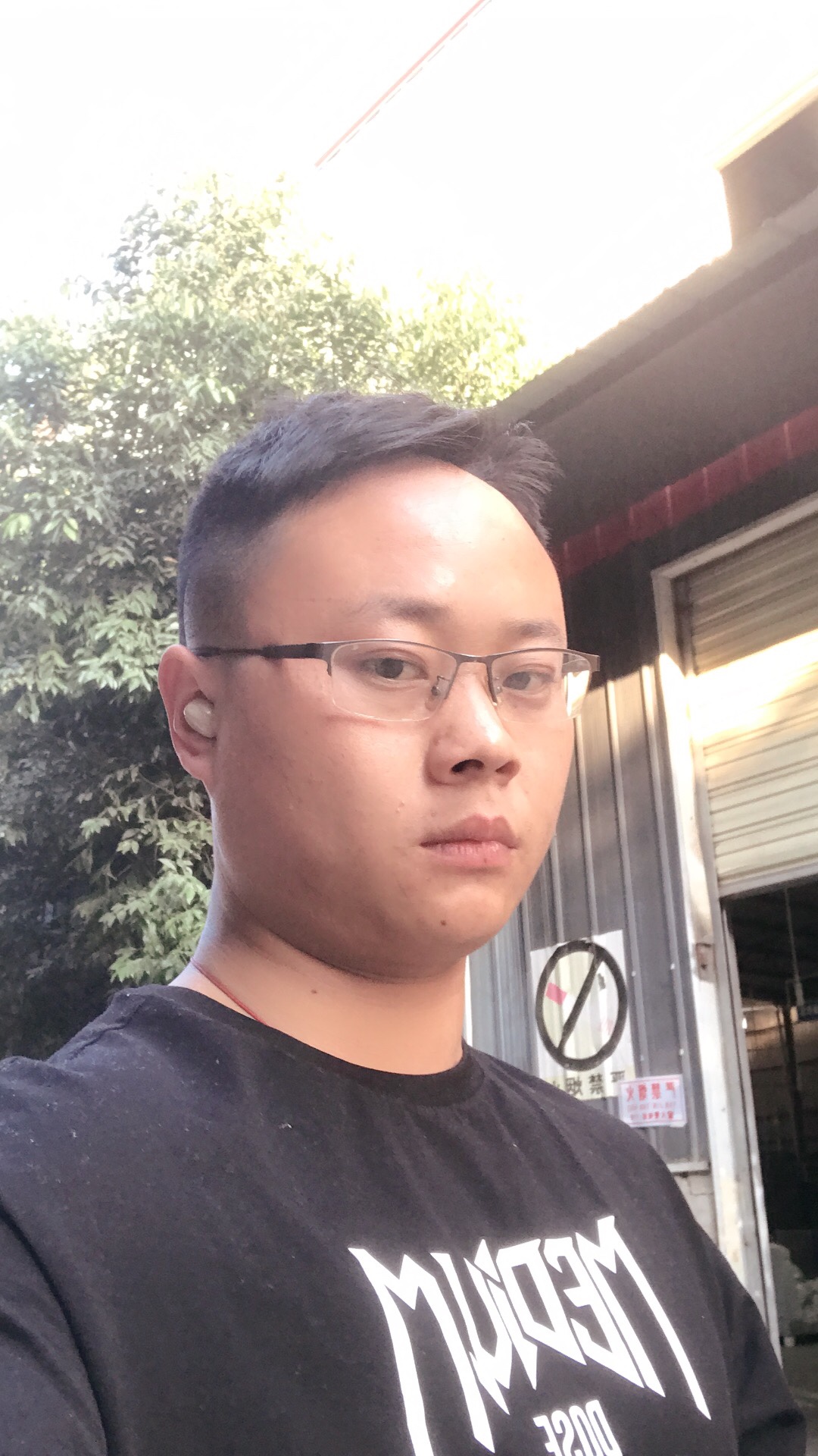 专业安装各种款式家具和维修