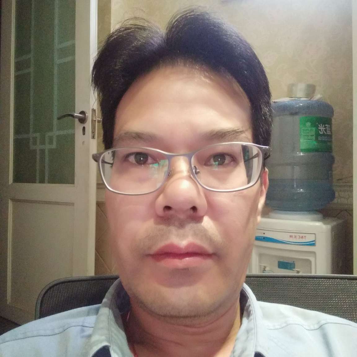 瓦工水电工