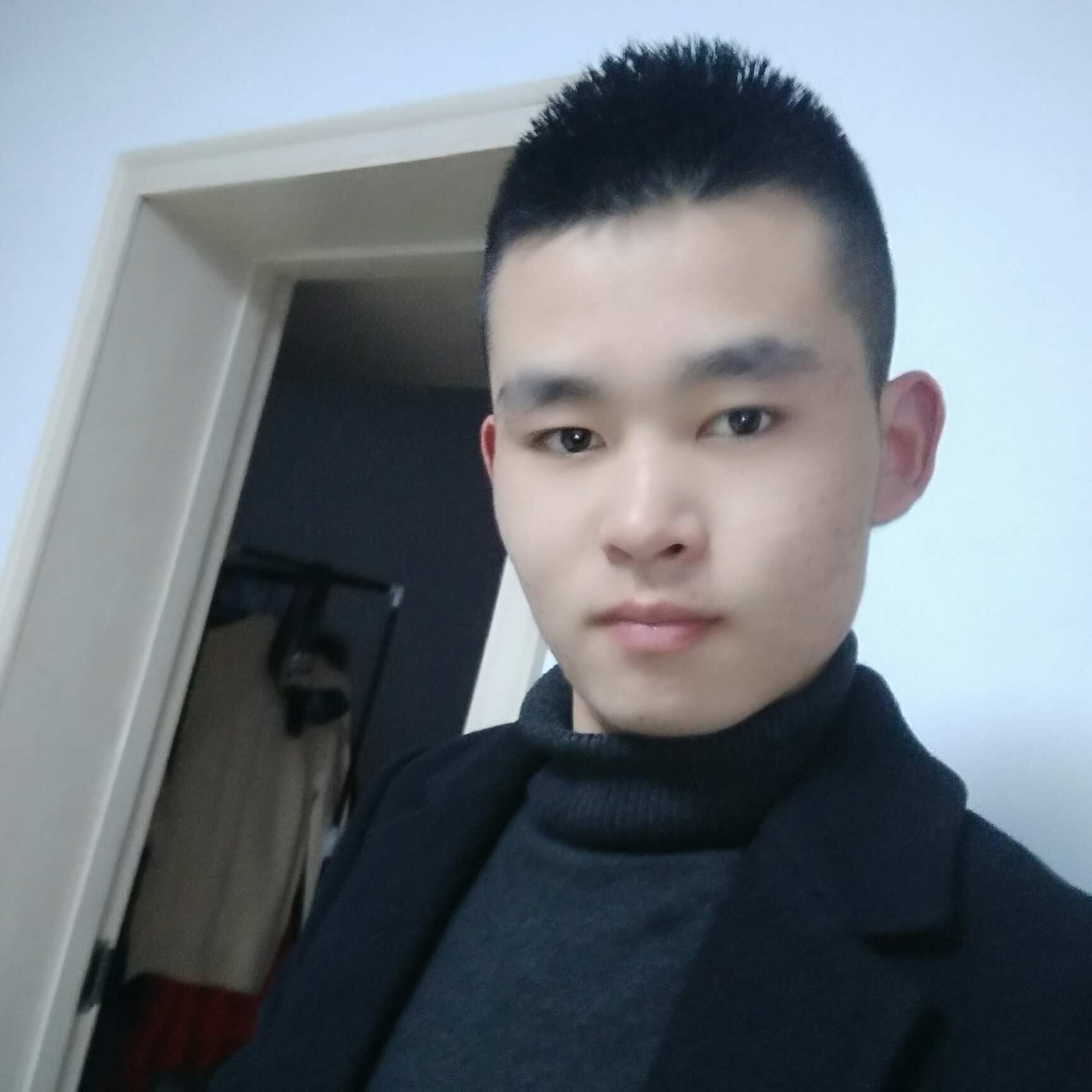 专业安装灯具