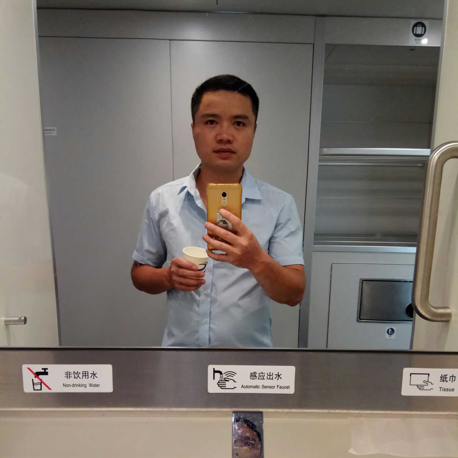 安装防盗门锁防盗门安装