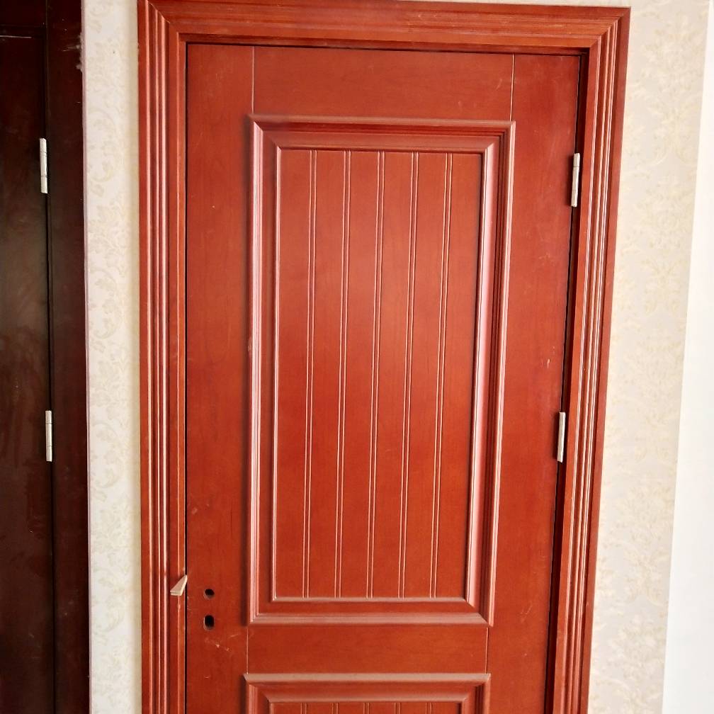 木门 踢脚线安装