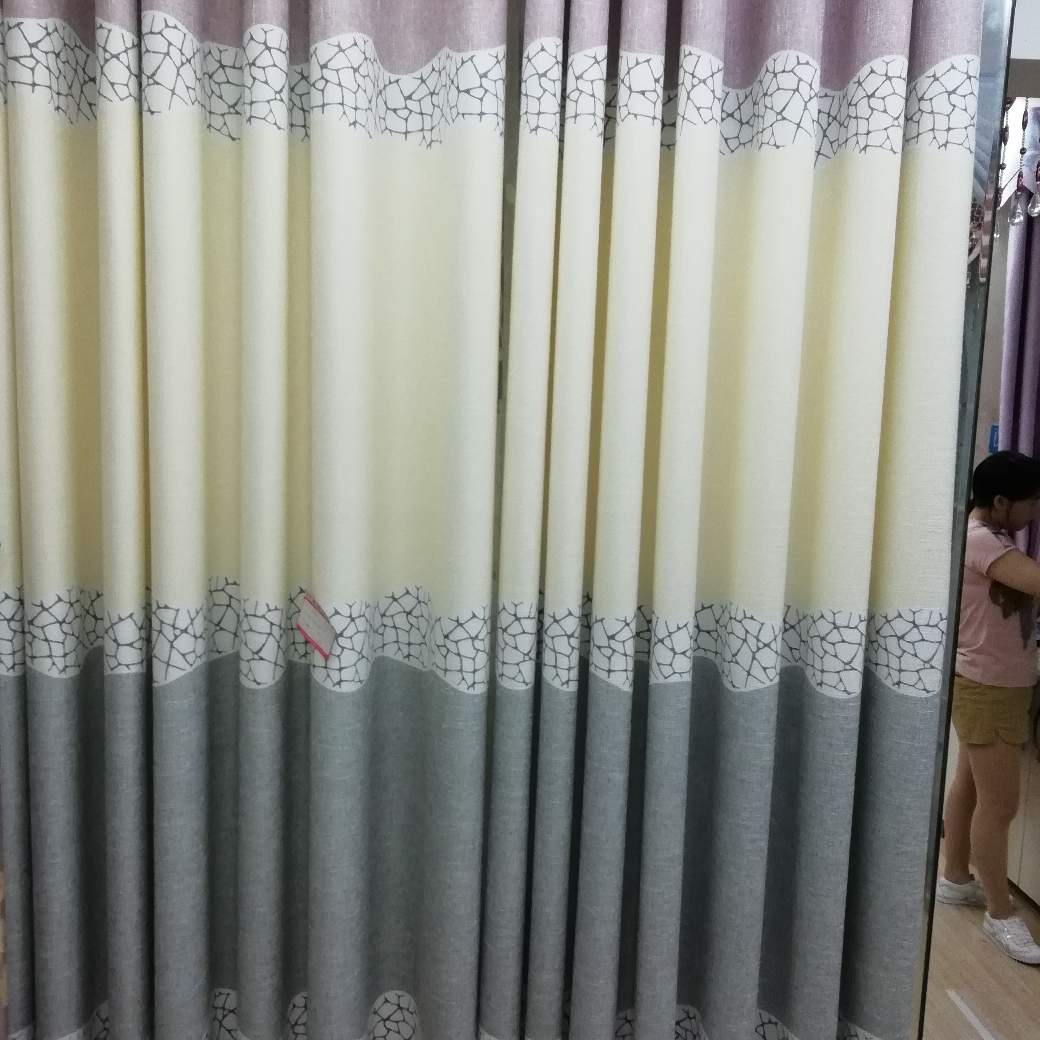 安装师窗帘