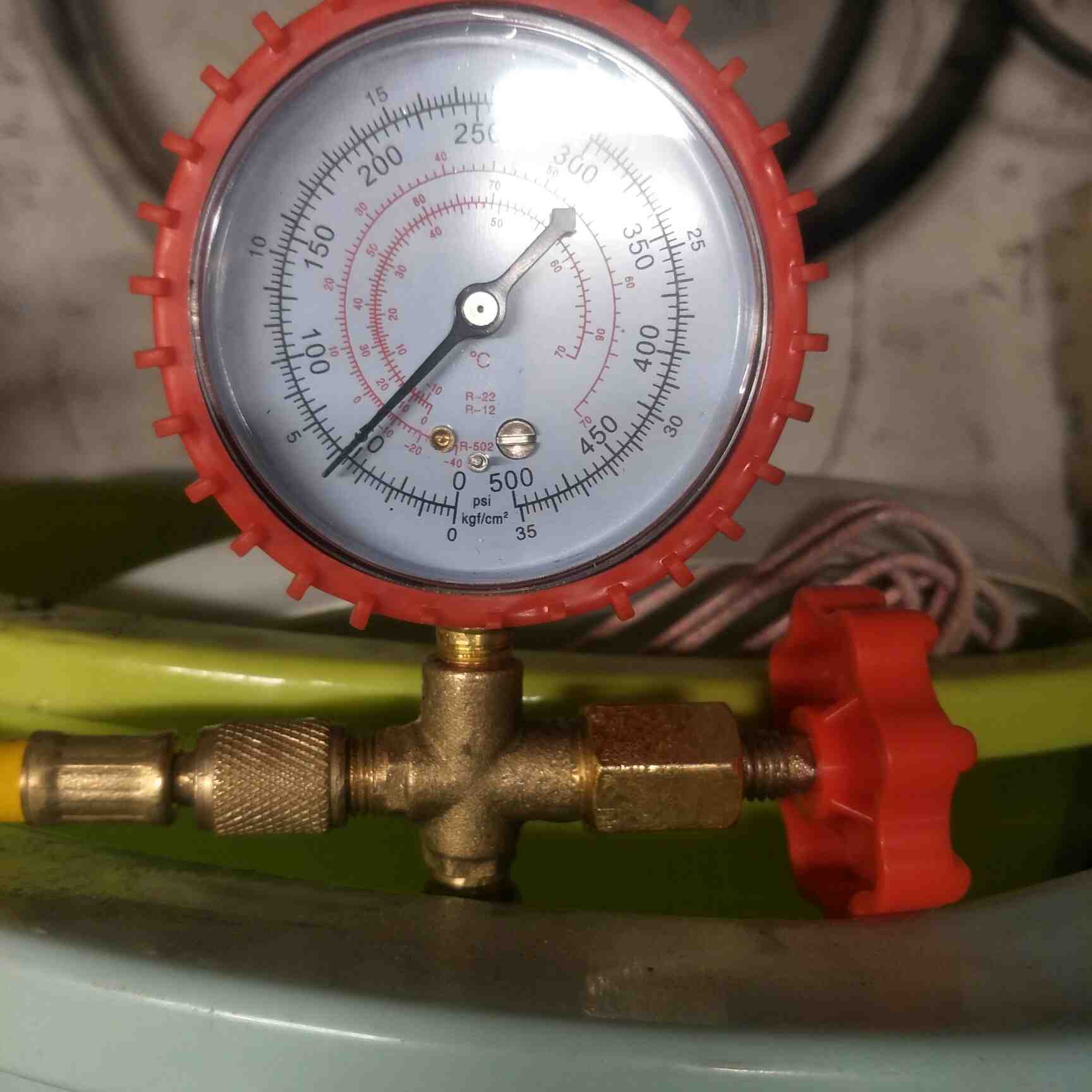 油漆水电油漆驾驶员