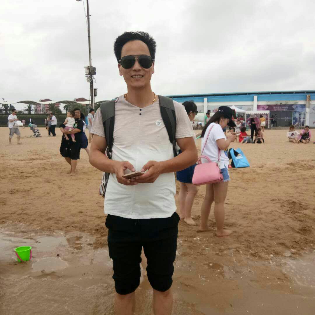 贴壁纸专业墙纸施工