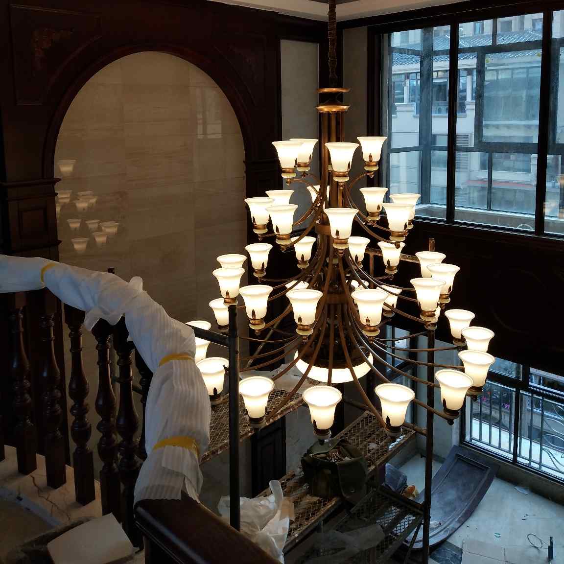 灯具安装清洗灯具电工服务灯具安装