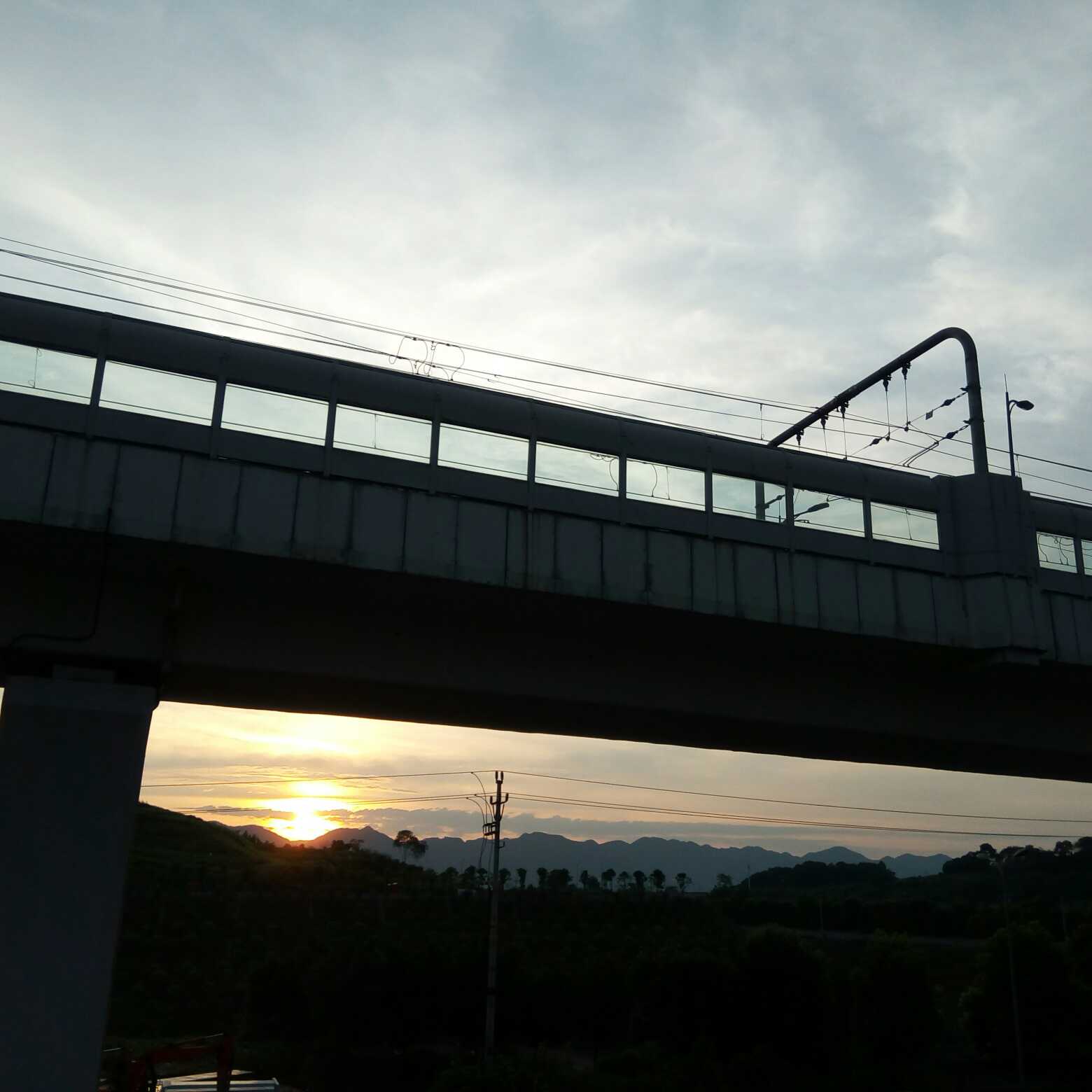 清水房需装修，寻水电土建承包师傅一位，有意详谈