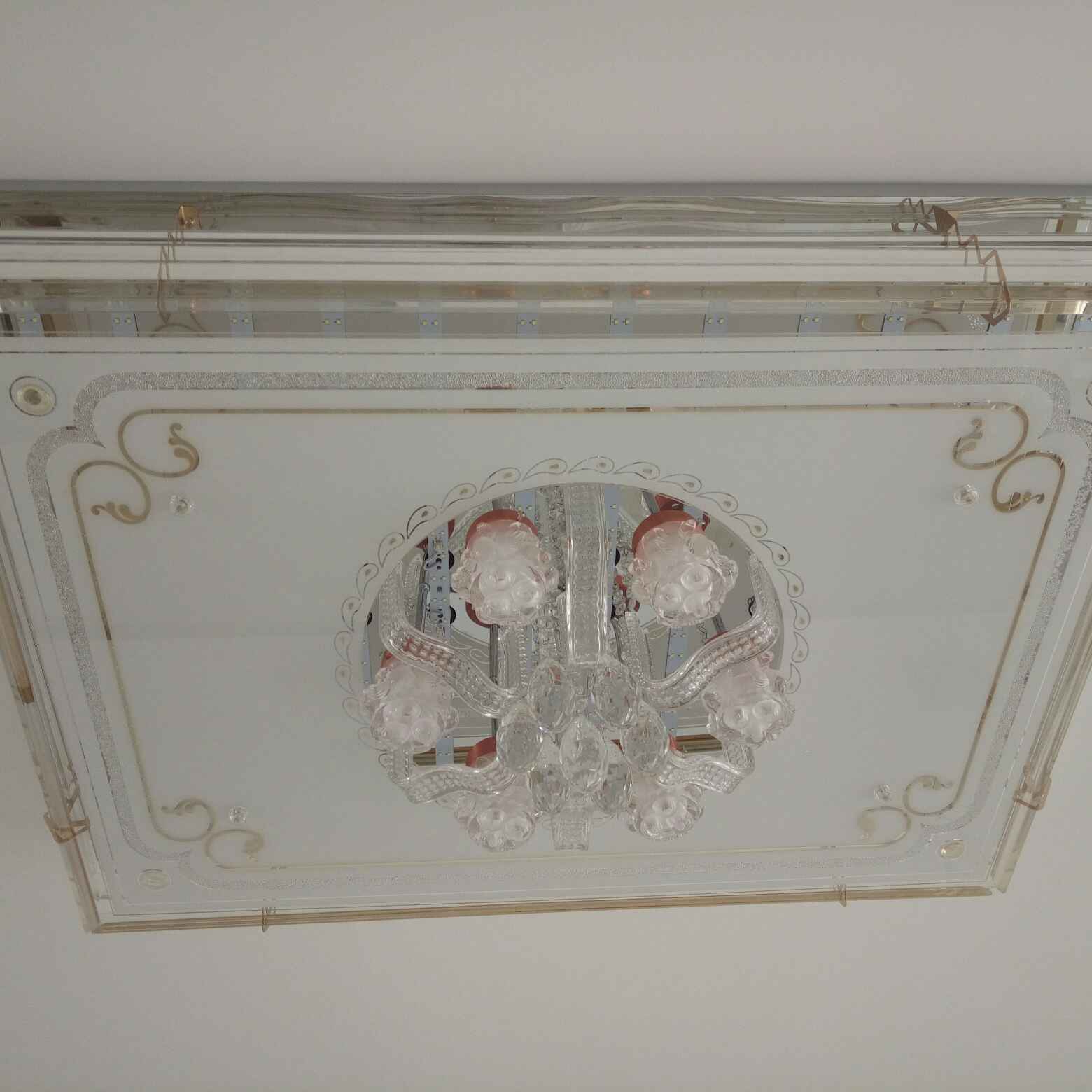 集成吊顶装偶欧式灯