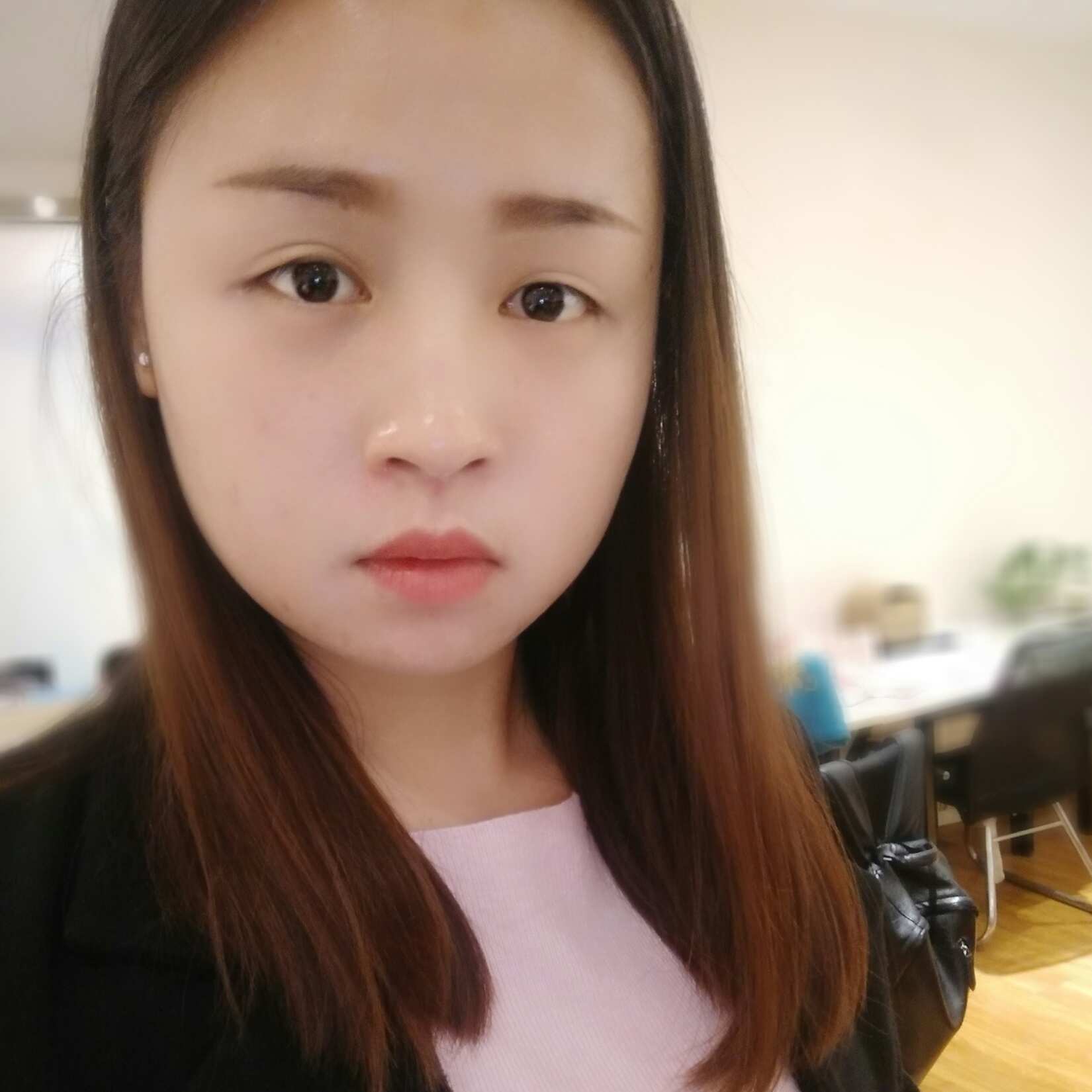 专业承接商业设计与施工（如:写字楼，餐饮，会所，茶楼，酒店等）商业装修。需要了解价格以及具体情况，欢迎来电详谈。
联系电话:18111292564